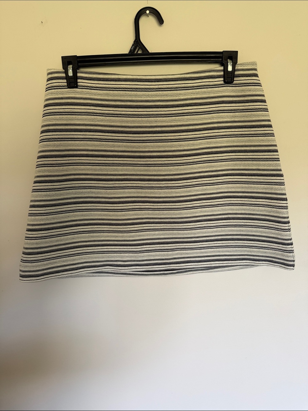 Express Striped Knit Mini Skirt - Black & Cream